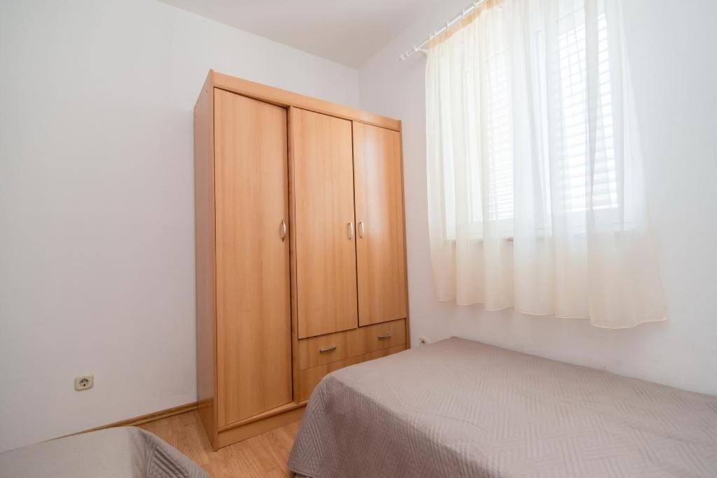 Apartments Batinic Supetar Exterior photo