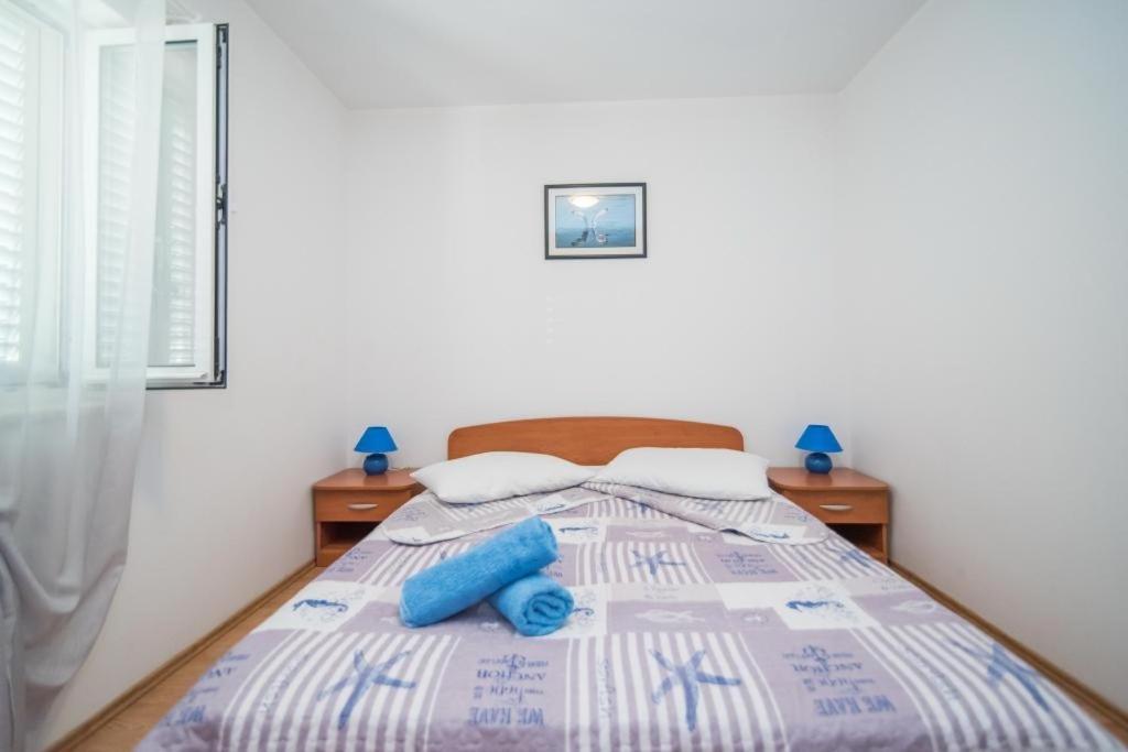 Apartments Batinic Supetar Exterior photo