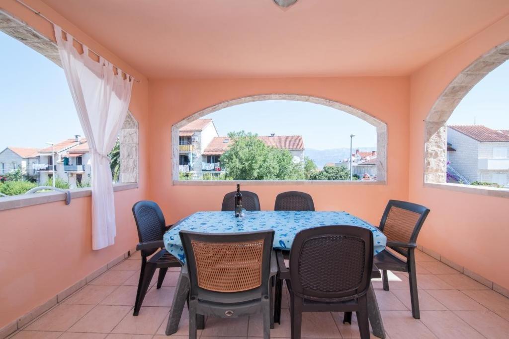 Apartments Batinic Supetar Exterior photo